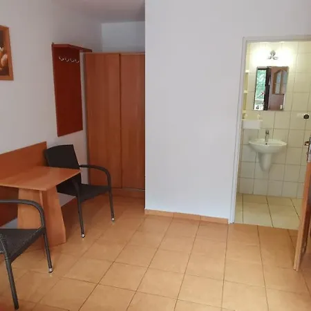 Pod Filarami Pobierowo