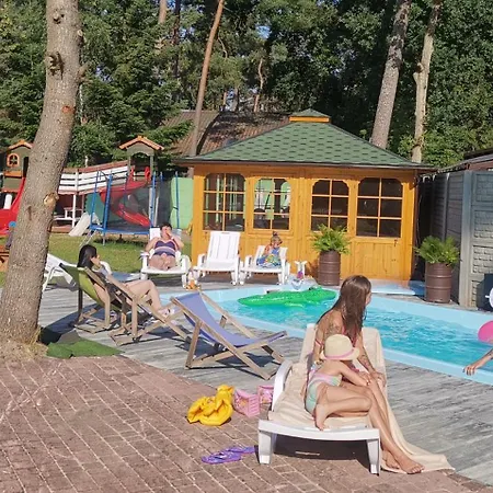Pod Filarami Holiday park *
